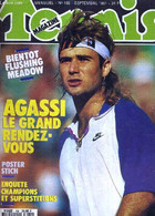 TENNIS MAGAZINE - N°186 - Septembre 1991 + 1 POSTER DE STICH / Agassi Le Grand Rendez-vous / Enquete Champions Et Supers - Boeken