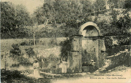 Mougins * Vue Sur La Vieille Fontaine * Lavoir Laveuses ? - Mougins