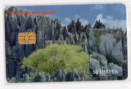 MADAGASCAR Ref MV Cards MDG-46 50U TSINGY DU NORD - Madagascar