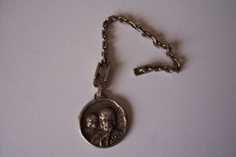 RELIGION - CHRISTIANISME - MEDAILLE - SAINT CHRISTOPHE - ARGENT - ( 2 Poinçons ) - Autres & Non Classés