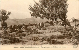 Issarlès * Le Lac * Vue Générale Du Village * Panorama - Autres & Non Classés