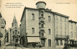 Bourg St Andéol * La Place Du Marché * Vue Sur L'église Et La Statue De Diane * Commerce Magasin - Bourg-Saint-Andéol
