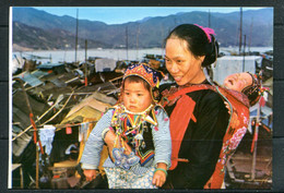 Queer Dress Of Boat Woman & Children (Ethniques) (carte Vierge) - Chine (Hong Kong)