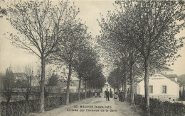 MAUVES - Arrivée Par L'avenue De La Gare, Hôtel Louis Hery. - Mauves-sur-Loire