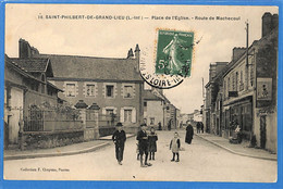 44 - Loire Atlantique - Saint Philbert De Grand Lieu - Place De L'Eglise - Route De Machecoule  (N3910) - Saint-Philbert-de-Grand-Lieu