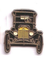 L199 Pin's Voiture Ancienne Tacot FORD Signé Ford 1916 Achat Immédiat - Ford