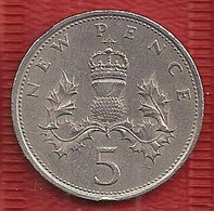 GRANDE-BRETAGNE 5 NEW PENCE - 1968 - 5 Pence & 5 New Pence