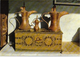 Abudhabi - The Beautiful Handcraft Of The Bédouin Coffee Pots Ans The Bridal Box - Verenigde Arabische Emiraten