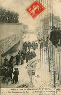 Ay * Révolution En Champagne Avril 1911 * Une Barricade Des Les Rues , Les Etablissements GELDERMANN En Feu * Grève - Ay En Champagne