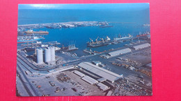 View Of Kuwait City Port.Photographie:Alain Saint Hilaire - Koweït