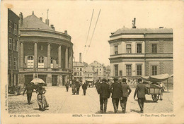 Sedan * Une Rue Et Le Théâtre - Sedan