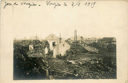Vouziers * Carte Photo * La Gare * Bombardement Ruines Guerre 14/18 * Ww1 * Ligne Chemin De Fer * 2 Janvier 1919 - Vouziers