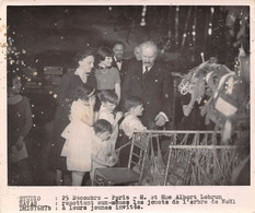 Photographie       Albert Lebrun  Arbre De Noël      (voir Scan Et Commentaires) - Persone Identificate