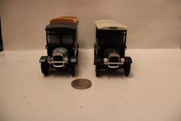 2 Camions Métal Au 1/35éme -Corgi - Corgi Toys