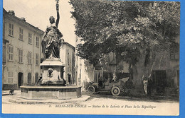 83 - Var - Besse Sur Issole - Statue De La Liberte Et Place De La Republique   (N3948) - Besse-sur-Issole