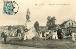 évreux * 1906 * Place Et Le Monument Du Souvenir Français - Evreux