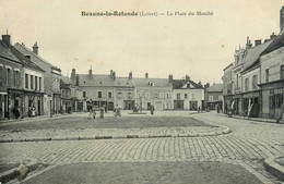 Beaune La Rolande * La Place Du Marché * Commerces Magasins - Beaune-la-Rolande