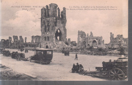 Ypres (1914-1918) - Les Halles, Le Beffroi Et La Cathédrale St. Martin - Ieper