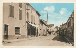 / CPA FRANCE 82 "Monclar De Quercy, Av De Montauban" - Montclar De Quercy