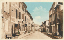 / CPA FRANCE 81 "Alban, Rue Centrale, Hôtel Du Commerce" - Alban