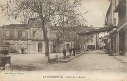 / CPA FRANCE 83 " Le Beausset, Place De La Mairie" - Le Beausset