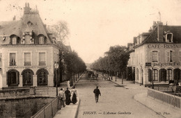 Joigny * L'avenue Gambetta * Café Restaurant MEUNIER * Commerce Magasin Machines Agricoles Charbons Fers - Joigny