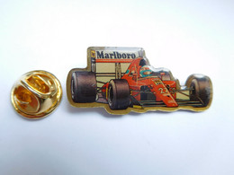 Beau Pin's , Auto F1 Ferrari , Tabac Marlboro , Nigel Mansell - Ferrari