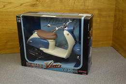 YAMAHA Vino YJ50R Scooter Scale 1:6 New-ray 53353 - Motos