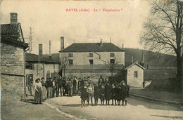 Bayel * Rue Et La Coopérative * Villageois - Other & Unclassified