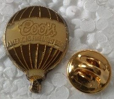 Pin's - Montgolfières - Coors - Americas Fine Light Beer - - Luchtballons