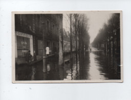 CPA  -   Nantes Sous L'eau (Janvier 1936)  -  L'Avenue De Launay -  ( Coiffeur  ) - Nantes