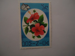 DOMINICA   MNH   STAMPS  FLOWERS - Dominique (1978-...)