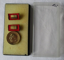DDR Orden Humboldt-Medaille In Gold Bartel 268 A (136335) - GDR