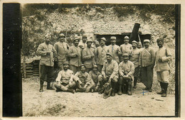 Militaria * Carte Photo Guerre De 1914 * 14/18 War Ww1 * Soldats Militaires Poilus Tranchées Régiment - Oorlog 1914-18