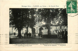 St Denis * La Grande Place * La Fontaine * Villageois - Andere & Zonder Classificatie