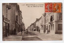- CPA BELLEVILLE-SUR-SAONE (69) - Rue De L'Hôtel De Ville 1922 (avec Personnages) - Edition AB 1175 - - Belleville Sur Saone