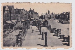 IEPER  GROOTE MARKT KONING ALBERT EN PUINEN DER HALLEN - Ieper