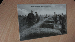 CPA -  GUERRE EUROPEENNE 1914.  Nos Soldats Creusant Des Tranchées - Characters
