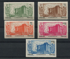 !!! CAMEROUN, SERIE BASTILLE N°192/196 NEUVE ** - Nuovi