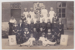 Nederename - School Van Neder Eename Juni 1920 - Fotokaart - Ongelijkmatig Gesneden, Zie Scans. - Oudenaarde
