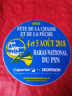 AUTOCOLLANT  S  CHASSE  Orne Fete De La Chasse Et De La Pêche  2018   Haras National Du Pin - Adesivi