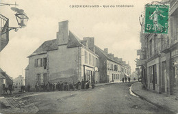 / CPA FRANCE 23 "Chénérailles, Rue Du Châtelard" - Chenerailles
