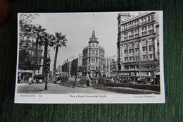 BARCELONA - Plaza Y Ronda Universidad, Detalle - Barcelona