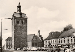 DC4051 - Ak Luckenwalde Johanniskirche Am Platz Der Jugend Olympia Marke - Luckenwalde