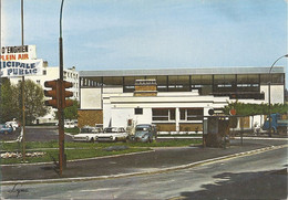 CPM Soisy-sous-Montmorency La Piscine Et La Maison Des Jeunes - Soisy-sous-Montmorency