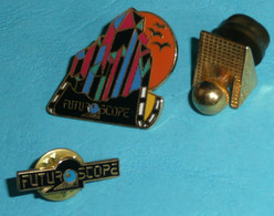 Rare Lot De 3 Pin's FUTUROSCOPE Poitiers - Sets