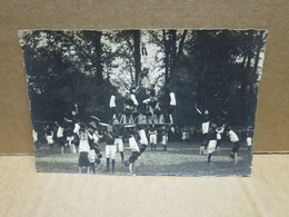 GROUPE DE GYMNASTES De CAEN ?? Carte Photo à Localiser - A Identifier