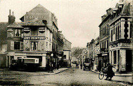 Livarot * La Rue Marcel Gambier * Droguerie * Automobile Voiture Ancienne De Marque ? - Livarot