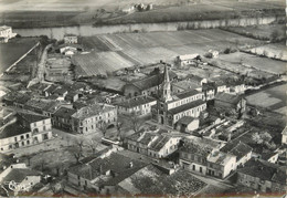 / CPSM FRANCE 82 "Labastide Saint Pierre, Le Centre Du Bourg" - Labastide Saint Pierre