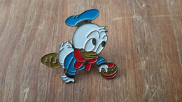 PINS  Walt DISNEY - Disney